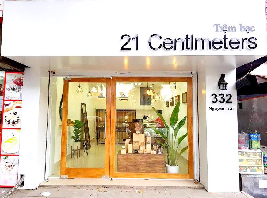 Hệ thống cửa hàng của Tiệm bạc 21 Centimeters